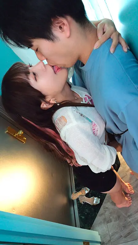 ギャルの騎乗位はネチっこいよ。危険日はホ… 小那海あや (mkmp00577)-3